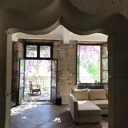 Manoir D'autoire Chateau View *
